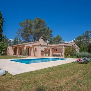 https://la-lieutenante.fr-provencehotel.com