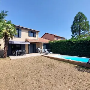 https://sunny-house-saint-genis-les-ollieres.hotels-rhonealpes.com